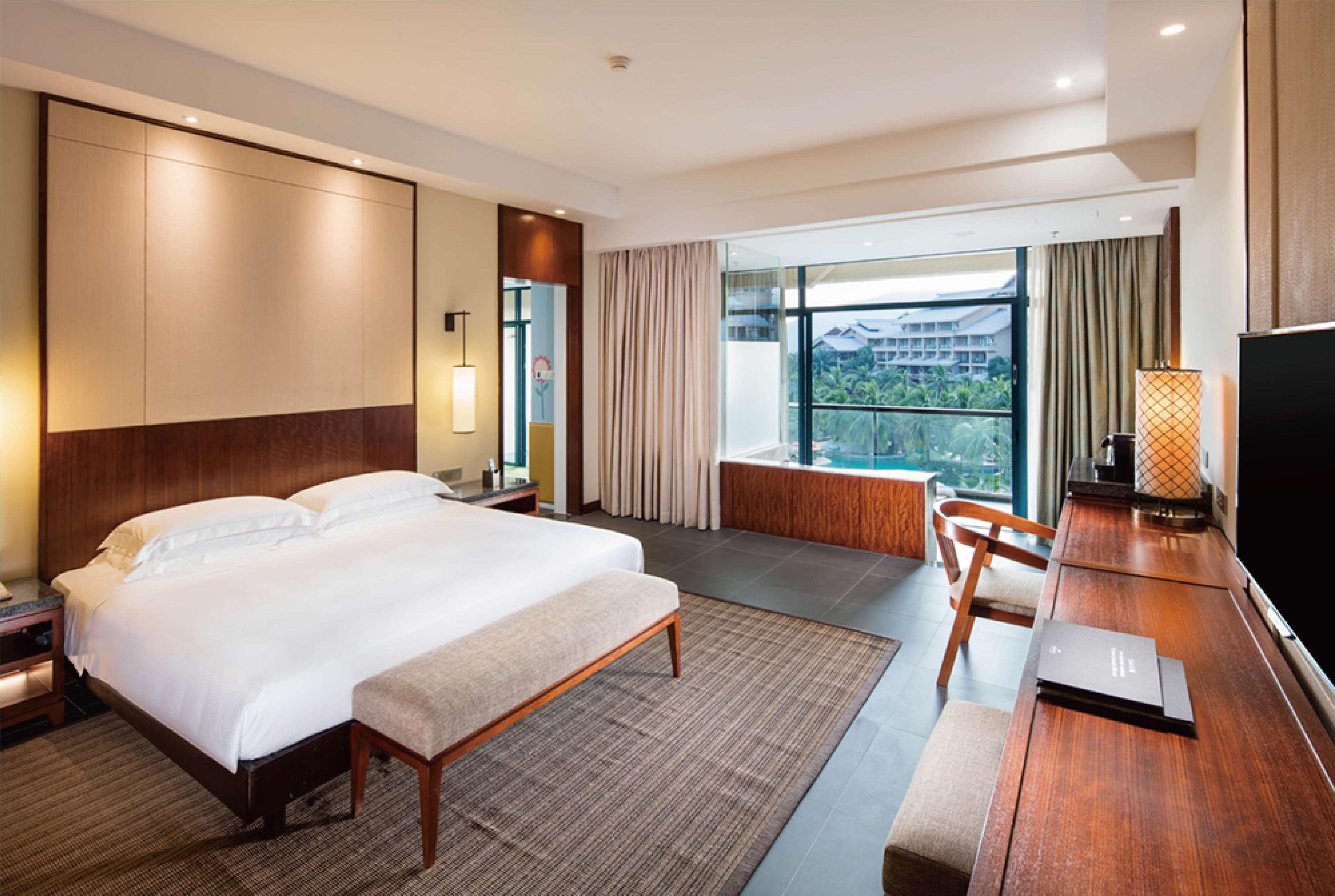 Hilton Sanya Yalong Bay Resort & Spa Exterior foto