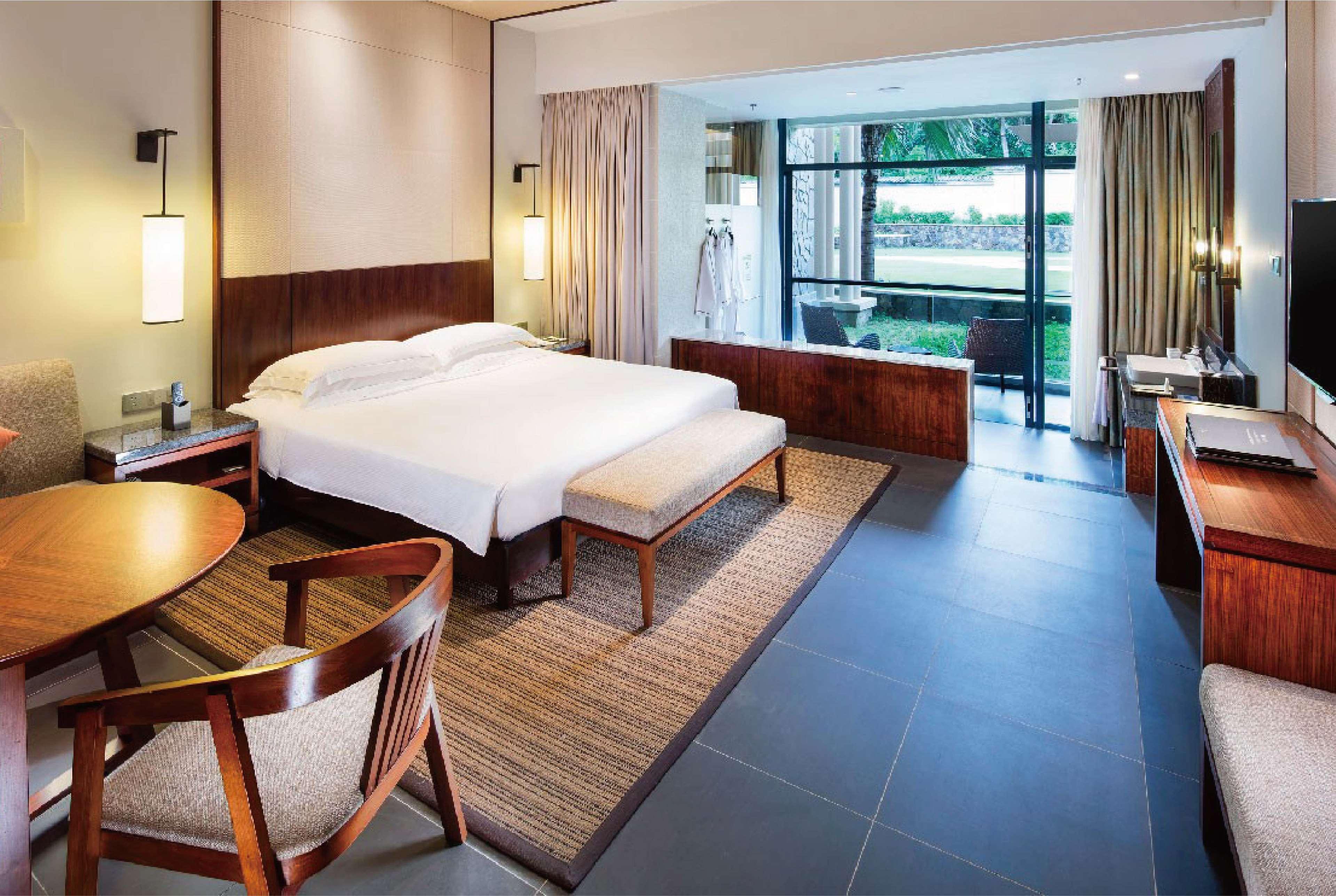 Hilton Sanya Yalong Bay Resort & Spa Exterior foto